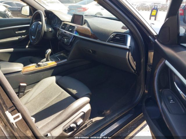 WBA8B9G56JNU57996 BMW 330I