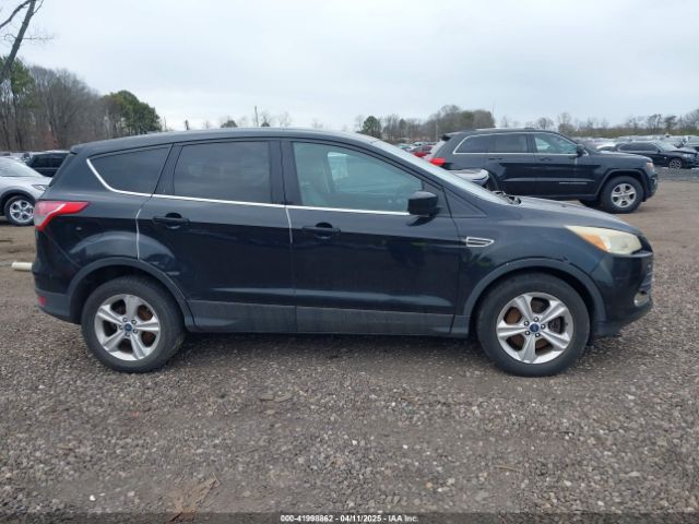 1FMCU9GXXGUB85326 Ford ESCAPE SE