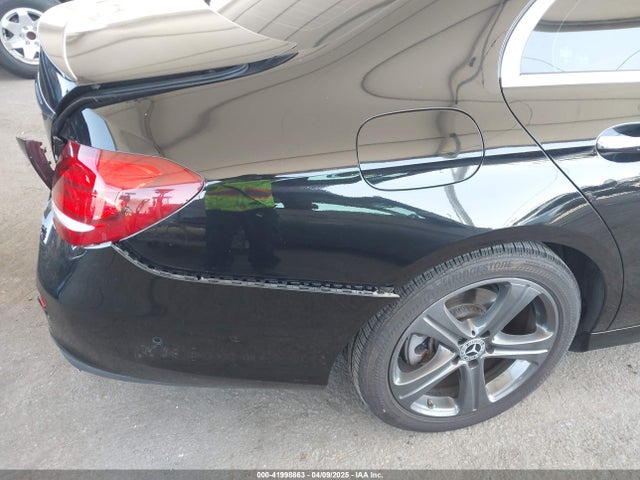 WDDZF4JB7JA311567 Mercedes-Benz m274