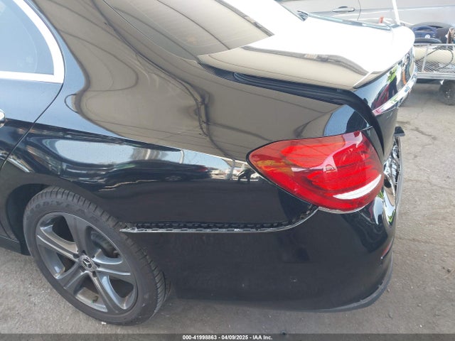 WDDZF4JB7JA311567 Mercedes-Benz m274