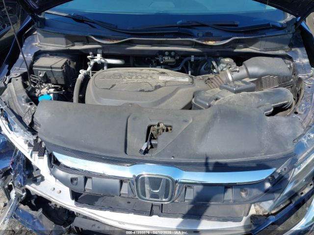 5FNRL6H89JB078713 Honda Odyssey Touring