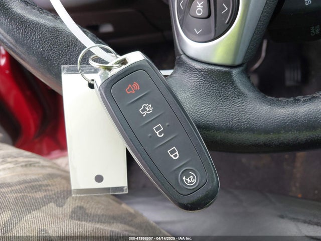 1FMCU9J9XEUA87081 Ford Escape Titanium