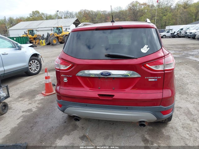 1FMCU9J9XEUA87081 Ford Escape Titanium
