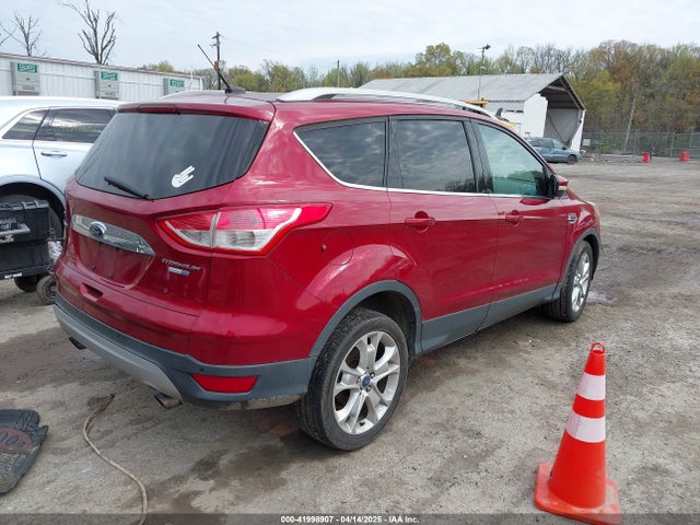 1FMCU9J9XEUA87081 Ford Escape Titanium