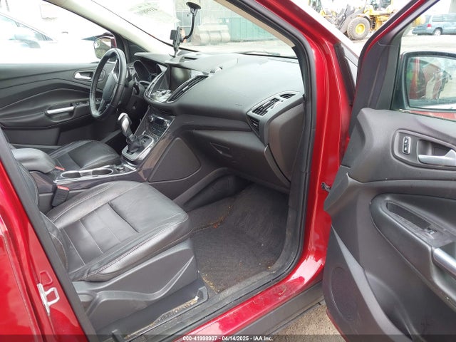 1FMCU9J9XEUA87081 Ford Escape Titanium