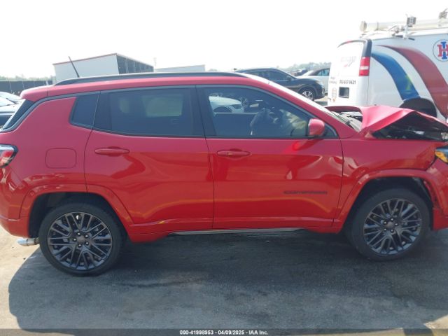 3C4NJDCB1NT150068 Jeep Compass (red) Edition 4x4