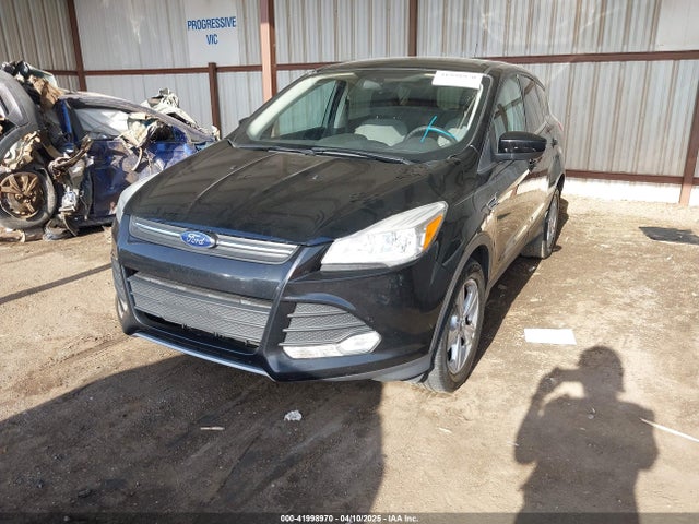 1FMCU9GX5GUB10548 Ford ESCAPE SE