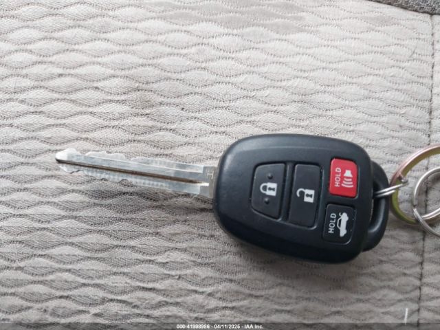 2T1BPRHE5GC506027 Toyota Corolla Le Plus