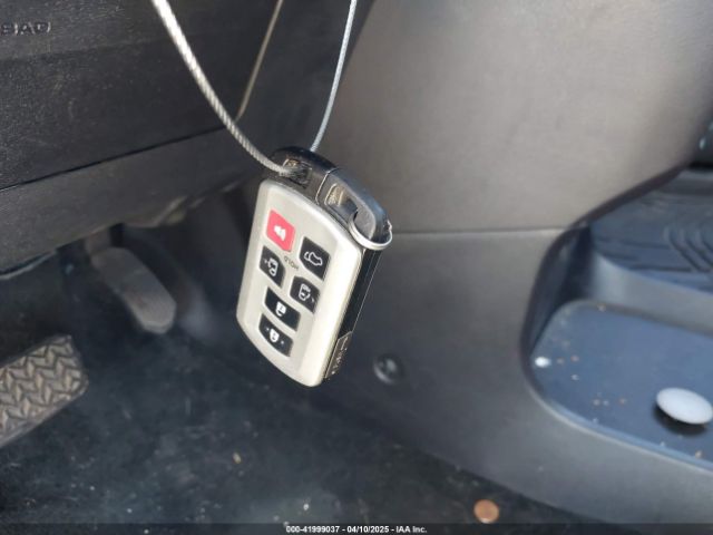 5TDYK3DC8FS666113 Toyota Sienna Limited Premium 7 Passenger