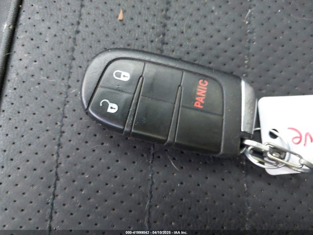 ZACNJBAB4LPL22263 Jeep Renegade Sport 4x4