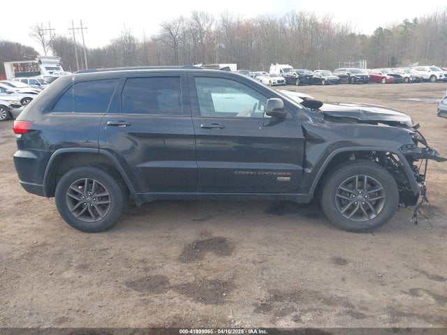 1C4RJFAG7GC499049 Jeep Grand Cherokee 75th Anniversary