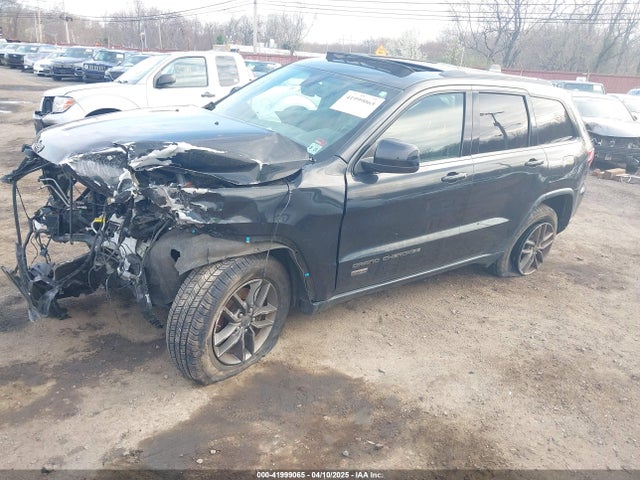 1C4RJFAG7GC499049 Jeep Grand Cherokee 75th Anniversary