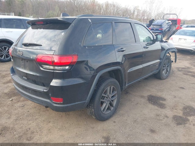 1C4RJFAG7GC499049 Jeep Grand Cherokee 75th Anniversary