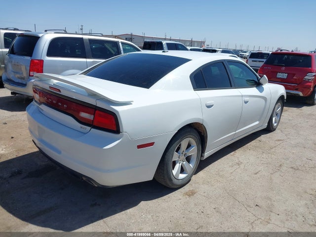 2C3CDXHGXEH259498 Dodge Charger Sxt
