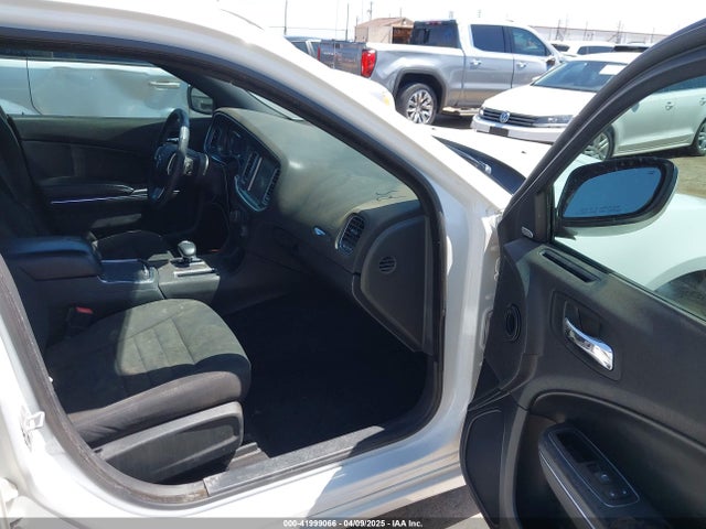 2C3CDXHGXEH259498 Dodge Charger Sxt