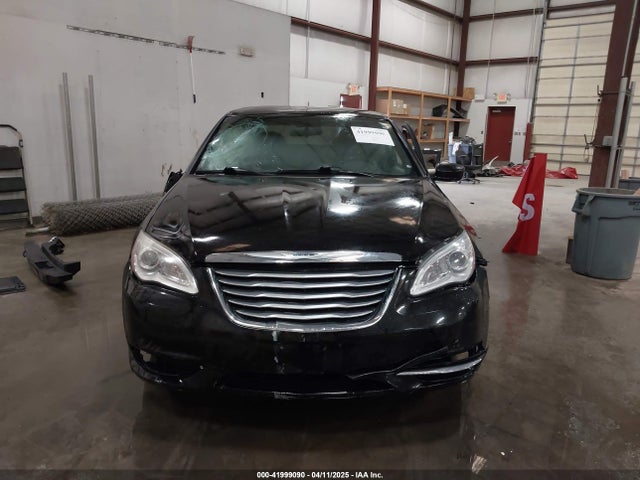 Chrysler 200 Touring 2014 1C3CCBBB3EN198117 Image 12