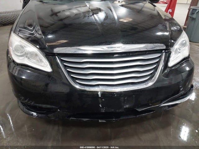 Chrysler 200 Touring 2014 1C3CCBBB3EN198117 Image 19