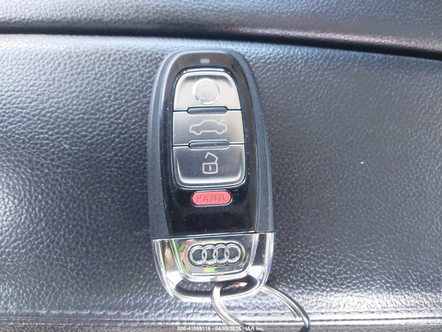 Продажа на аукционе авто 2012 Audi A8 4.2, vin: WAUAVAFDXCN021335, номер лота: 41999116