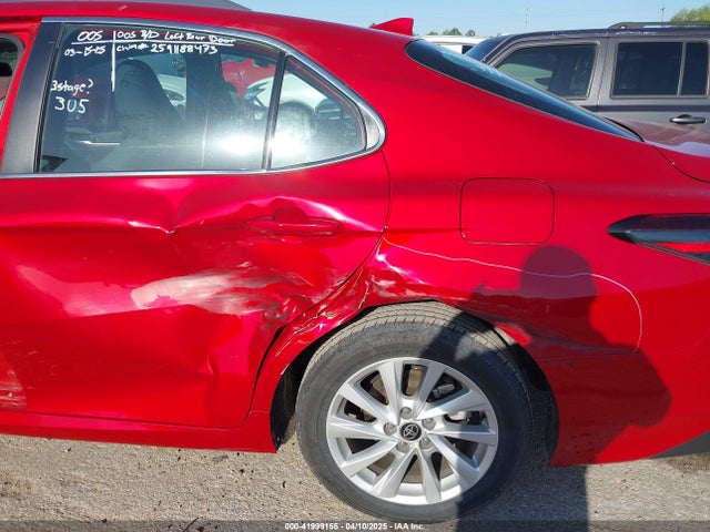 4T1C11AK1RU221379 Toyota CAMRY LE