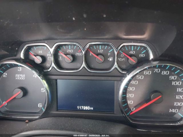 1GNSKBKC2KR338107 Chevrolet Tahoe Lt