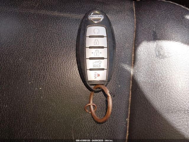 5N1DR2MN1HC620676 Nissan Pathfinder Sl