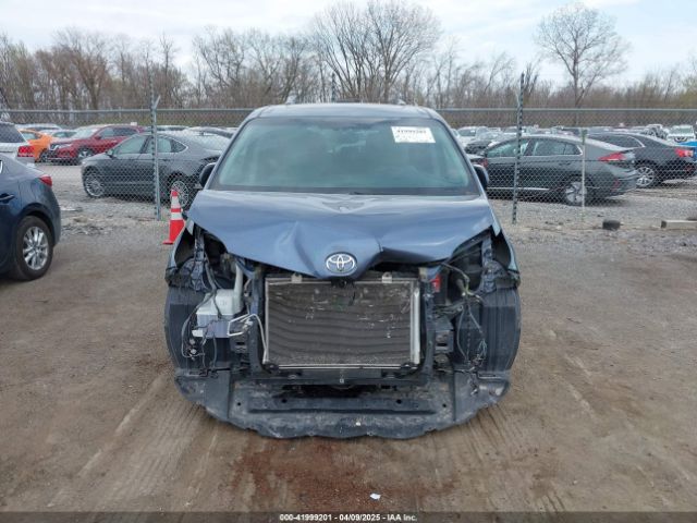 5TDYZ3DC8HS802819 Toyota Sienna Limited Premium 7 Passenger