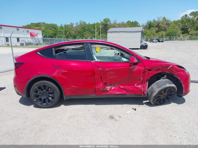 7SAYGDEE6NF372464 Tesla Model Y Long Range Dual Motor All-wheel Drive
