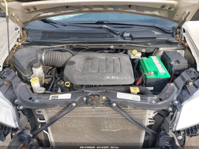 2C4RDGBG2ER428860 Dodge Grand Caravan Se