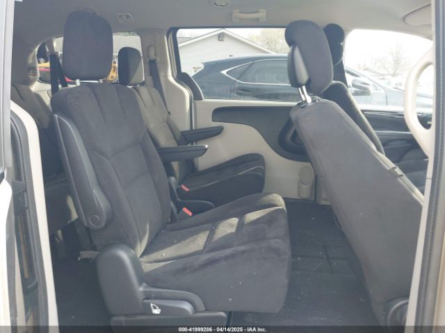 2C4RDGBG2ER428860 Dodge Grand Caravan Se
