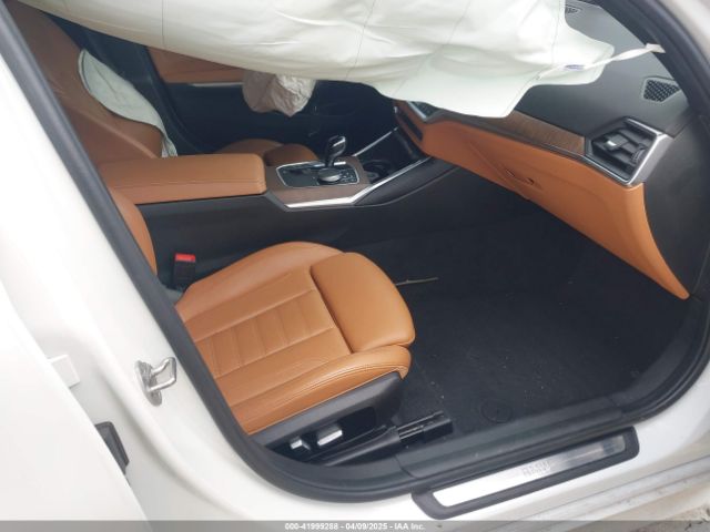 3MW5R7J00M8C20685 BMW 330i Xdrive