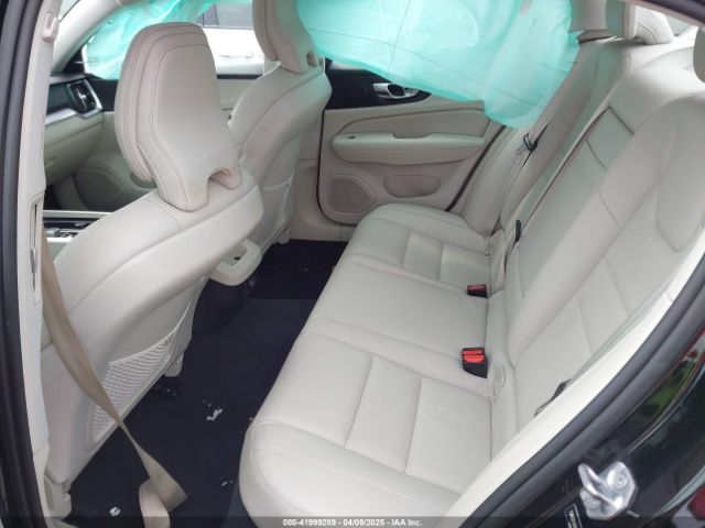 7JR102FKXKG009468 Volvo S60 T5 Momentum
