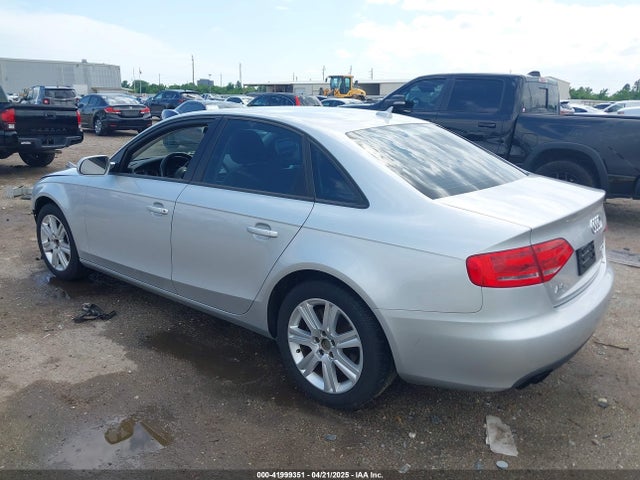 2010 AUDI A4 WAUAFAFL2AN050510 Photo 2