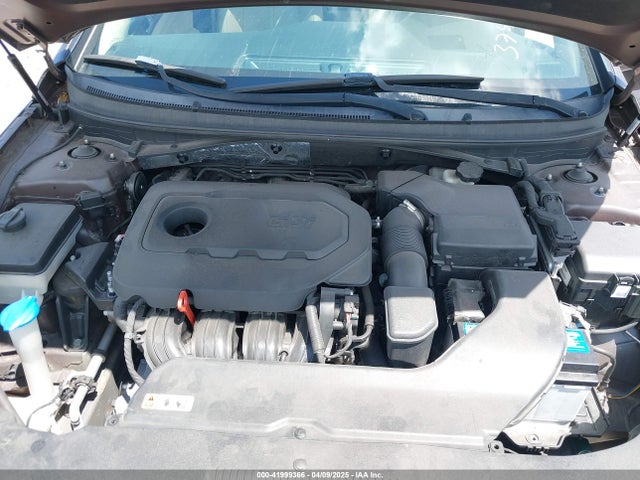 Hyundai Sonata Limited 2016 5NPE34AF3GH303746 Image 10