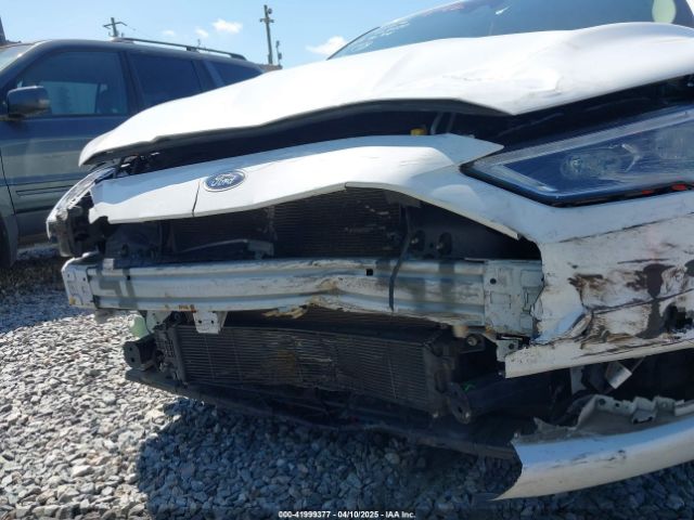 3FA6P0HD9HR388280 Ford FUSION SE