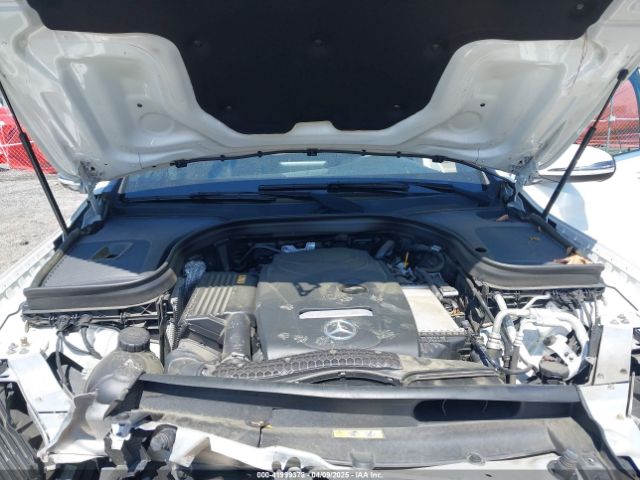 WDC0G4JB8KF594043 Mercedes-Benz GLC 300