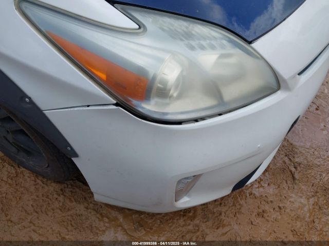 JTDKN3DU5E0386382 Toyota Prius Three