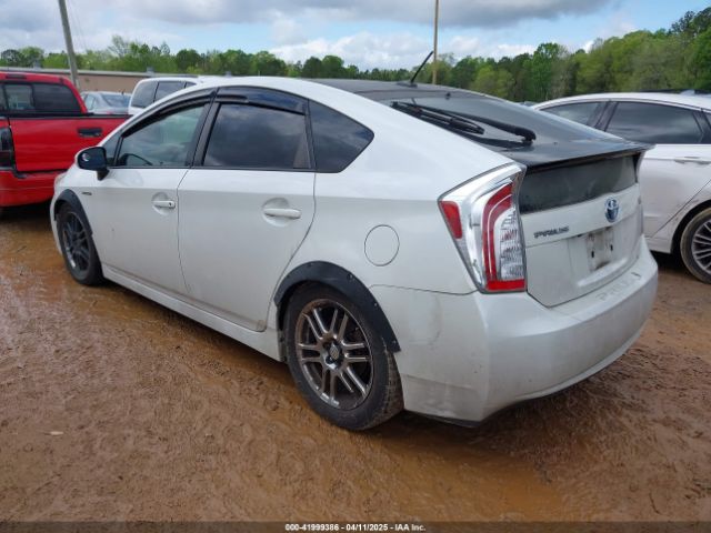 JTDKN3DU5E0386382 Toyota Prius Three