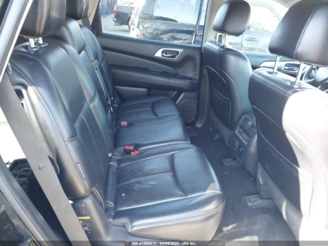 5N1DR2MN6JC633381 Nissan Pathfinder Sl