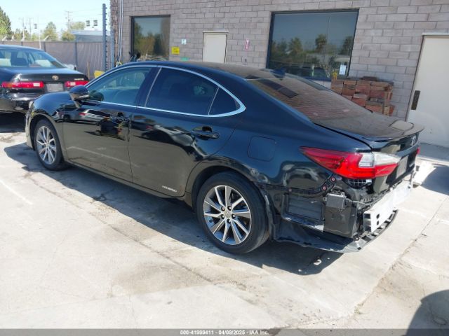 JTHBW1GGXG2101611 Lexus ES 300H