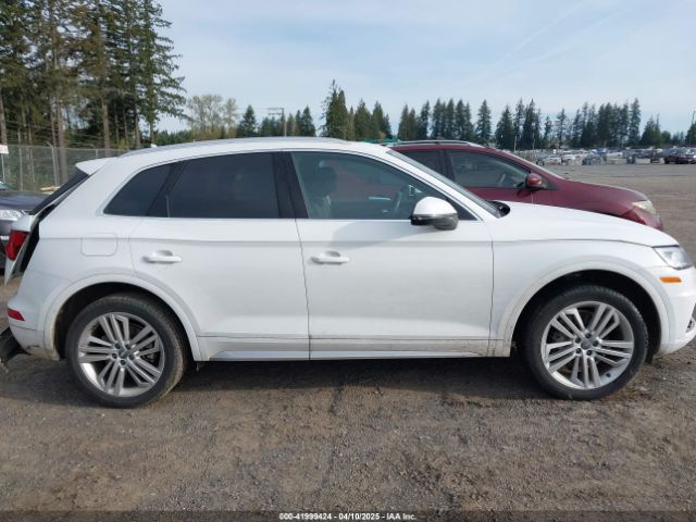 WA1BNAFY0J2229162 Audi Q5 2.0t Premium/2.0t Tech Premium