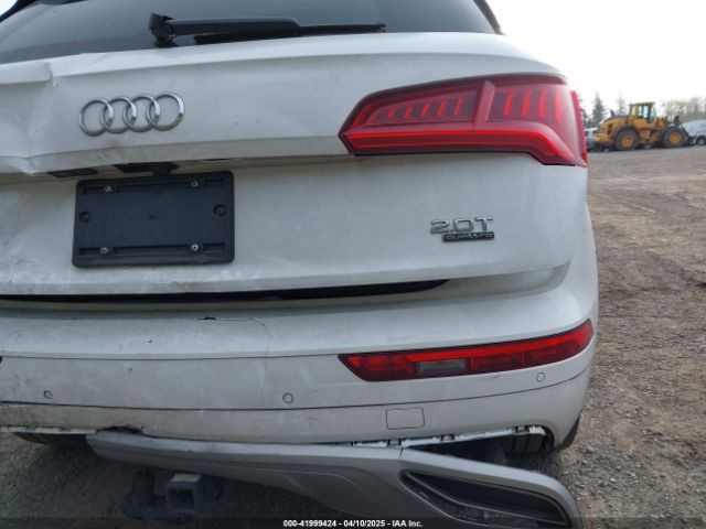 WA1BNAFY0J2229162 Audi Q5 2.0t Premium/2.0t Tech Premium