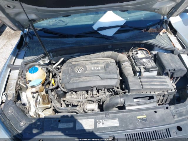 1VWAS7A31FC009620 Volkswagen Passat 1.8t Wolfsburg Edition
