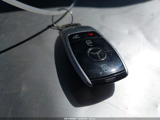 Mercedes-Benz E 350 2022 W1KZF8DB5NB068876 Image 11