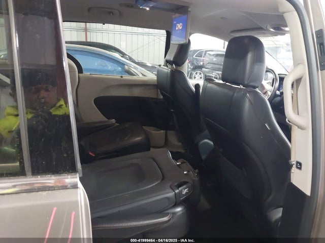 2C4RC1BG5HR565540 Chrysler Pacifica Touring-l