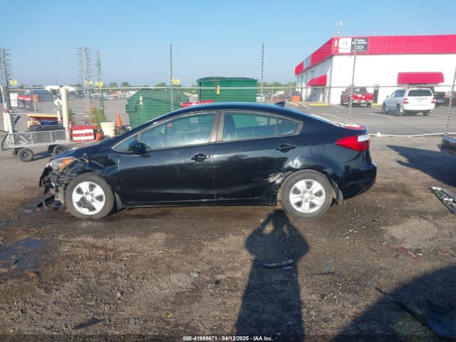 KNAFK4A65G5593525 KIA FORTE LX