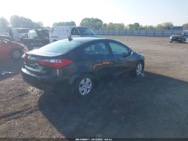 KNAFK4A65G5593525 KIA FORTE LX