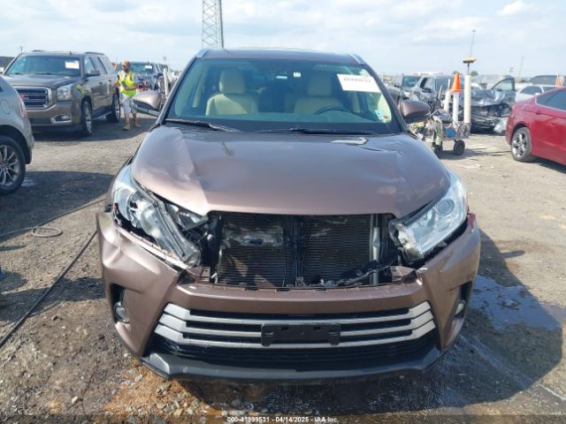 5TDKZRFH3KS344289 Toyota Highlander Xle