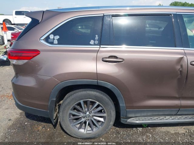 5TDKZRFH3KS344289 Toyota Highlander Xle