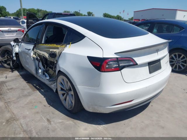 2022 TESLA MODEL 3 5YJ3E1EB8NF290933 Photo 2