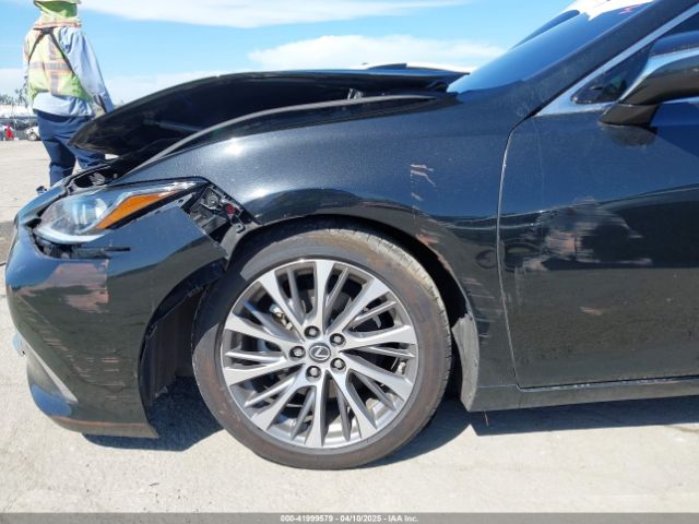 58AD21B12LU008125 Lexus ES 300H